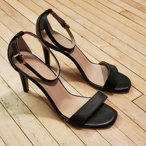 Summit Strapped Sandals